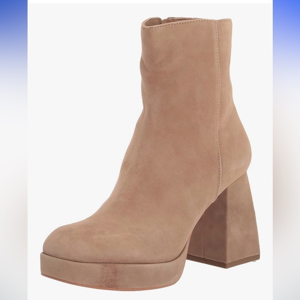 70’s Style DOLCE VITA TAN SUEDE CHUNKY HEEL PLATFORM FITTED ANKLE BOOTS SIZE 9